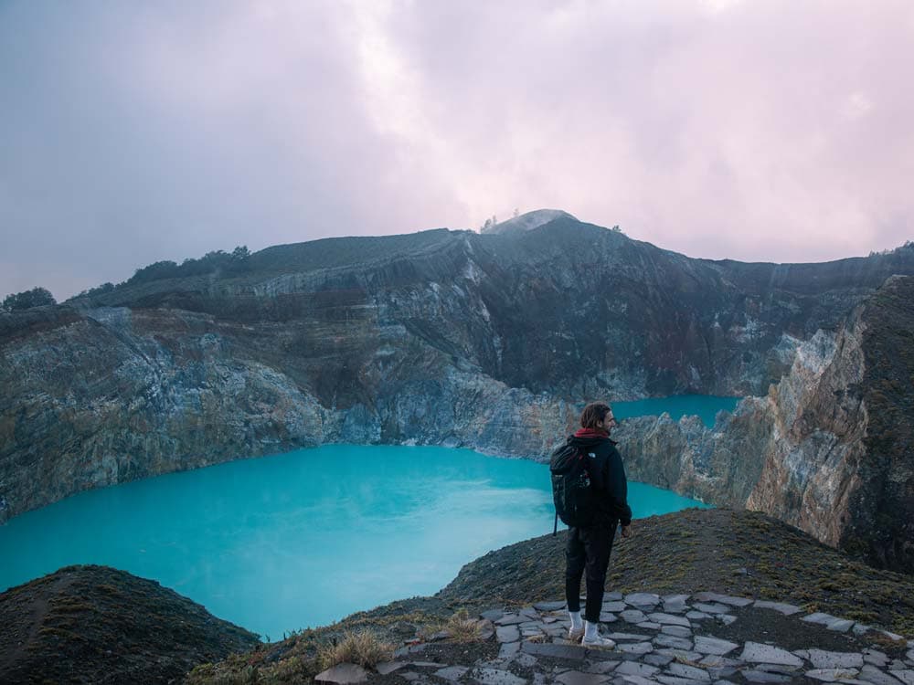 Kelimutu Nationalpark: Sonnenaufgang über den drei Kraterseen