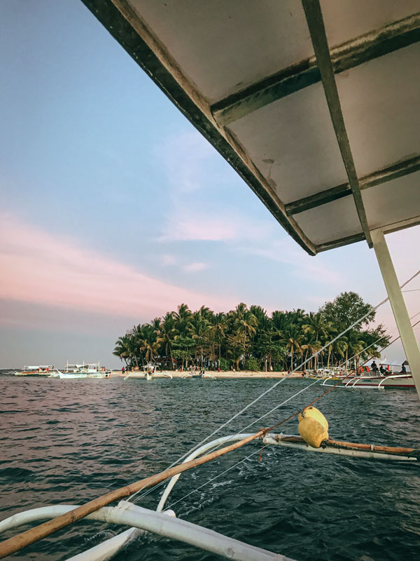 Picture from a boat of Guyam Island near Siargao